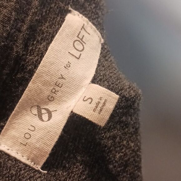 Lou & Grey Signature soft wide leg long-sleeve drawstring waist gray jumpsuit - Picture 13 of 13